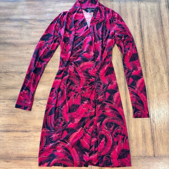 Norma Kamali Faux Wrap Jersey Dress, Feather Print, Medium, Office Cocktail - Picture 10 of 16